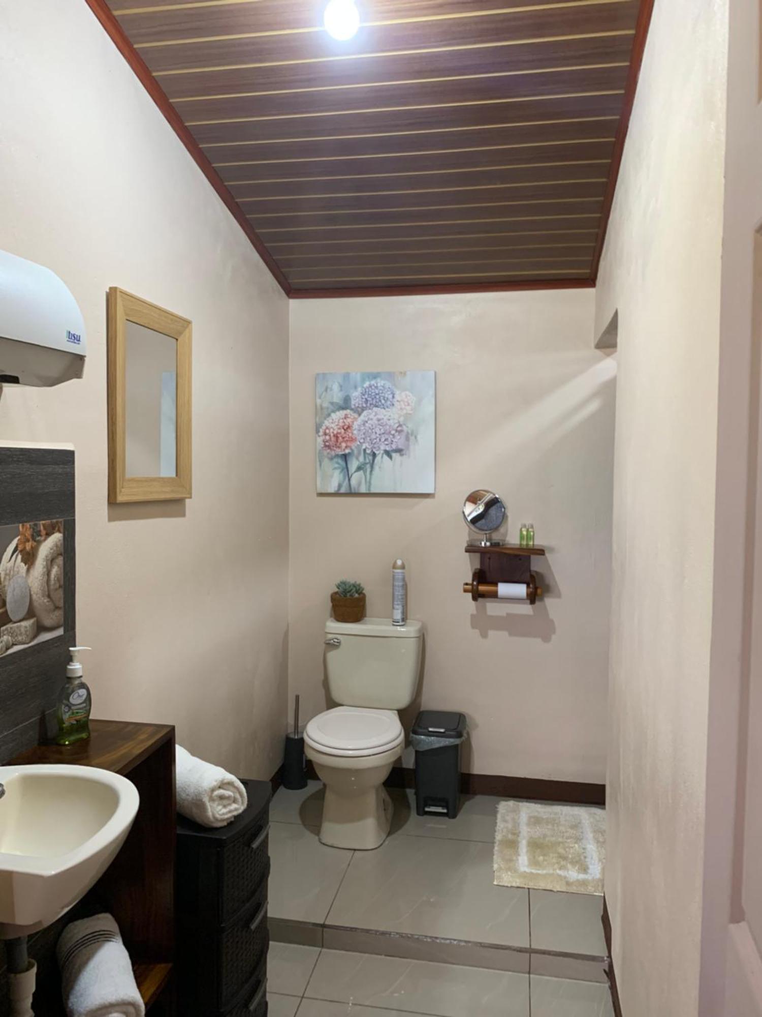 Disfruta Del Contacto Con La Naturaleza Apartment Puntarenas Luaran gambar